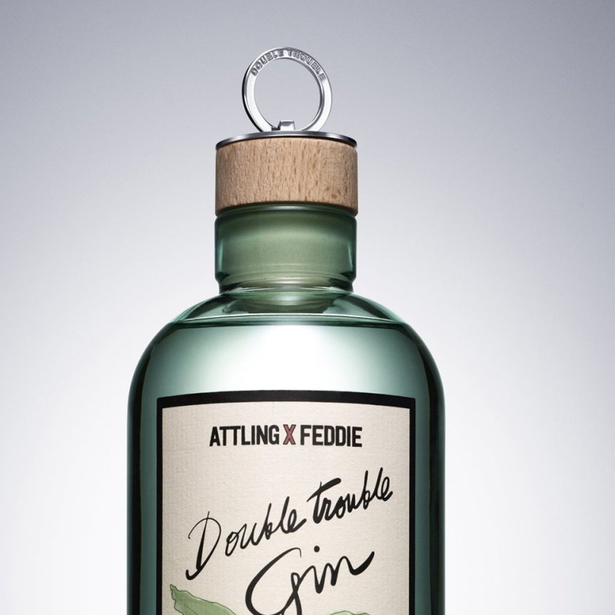 Flaskeprop til "Double Trouble" Gin flaske - design af Efva Attling