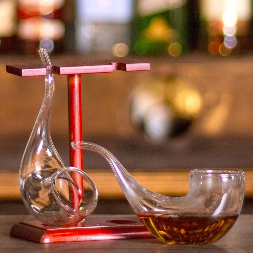 Zoom billede af Vinology Pipe Sippers med træ står